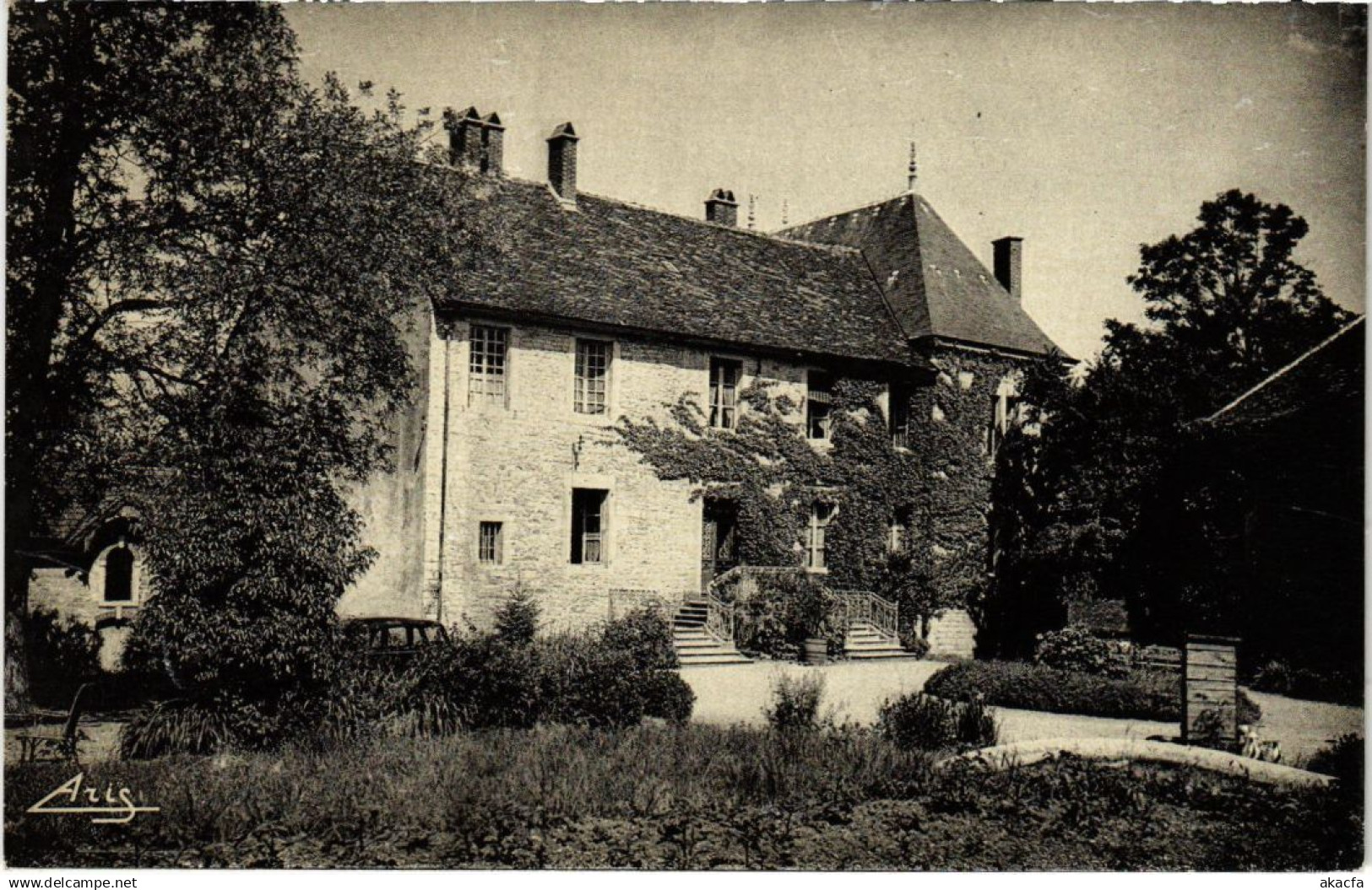 CPA Lavigny- Le vieux Chateau FRANCE (1044227)