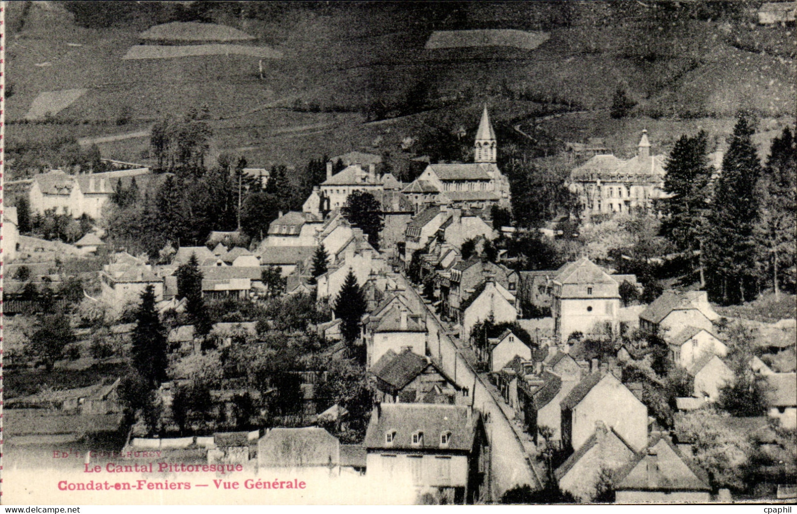 CPA Le Cantal Pittoresque Condat En Feniers Vue Generale