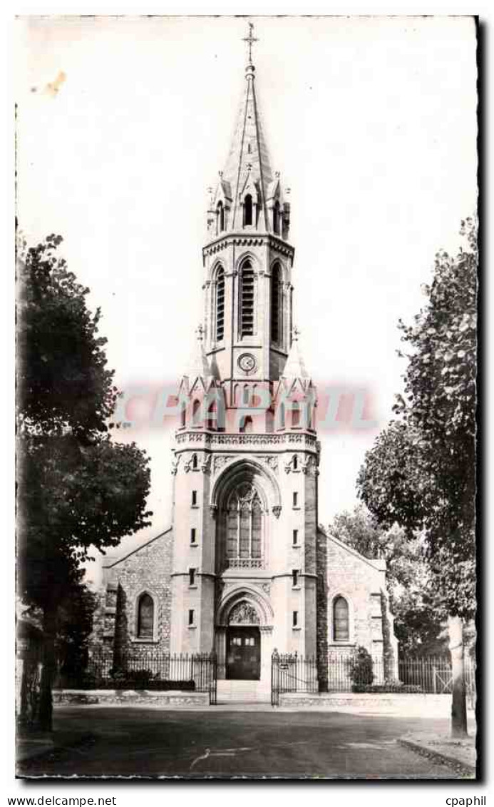 CPA Le Chesnay L'eglise Saint Antoine de Padoue
