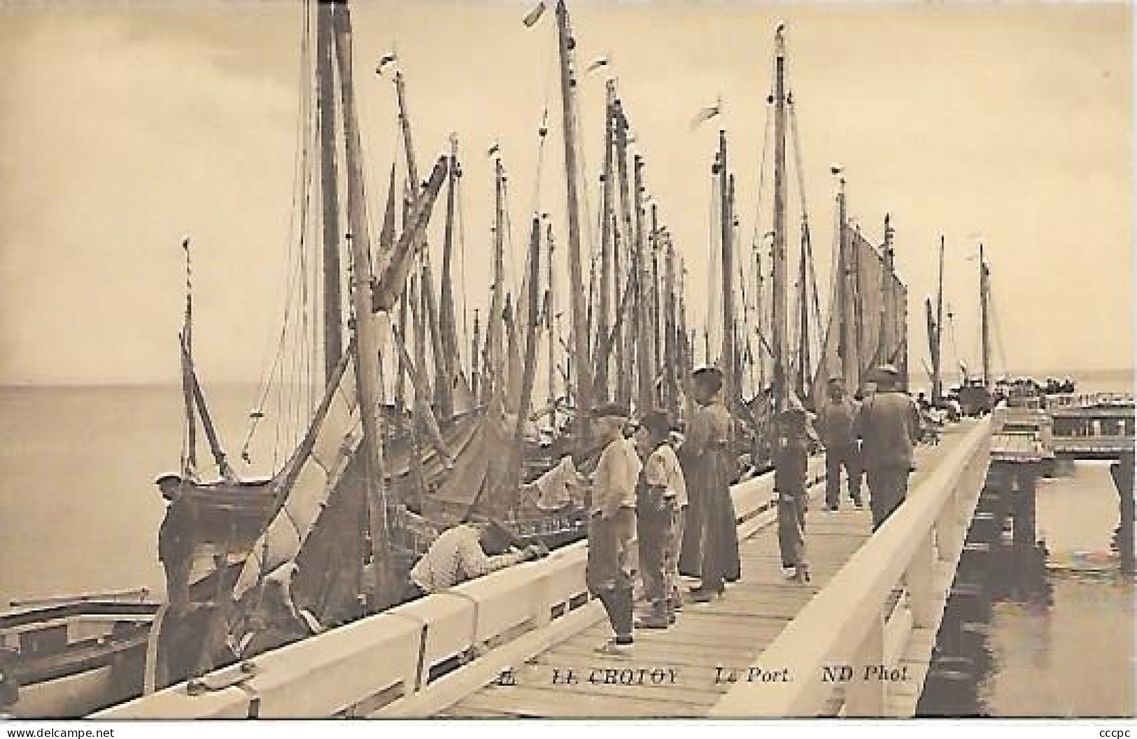 CPA Le Crotoy Le Port