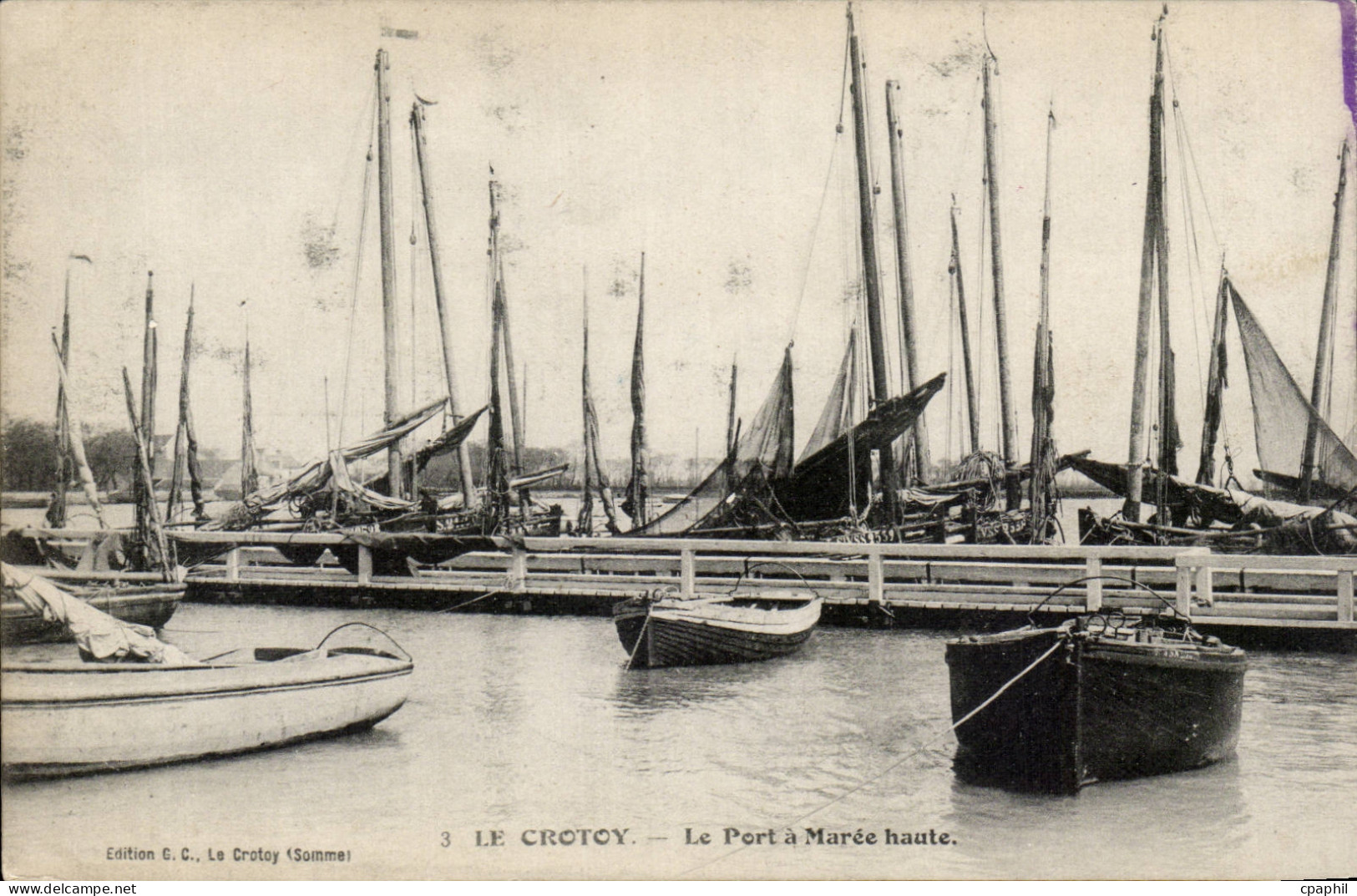 CPA Le Crotoy Le port a maree haute