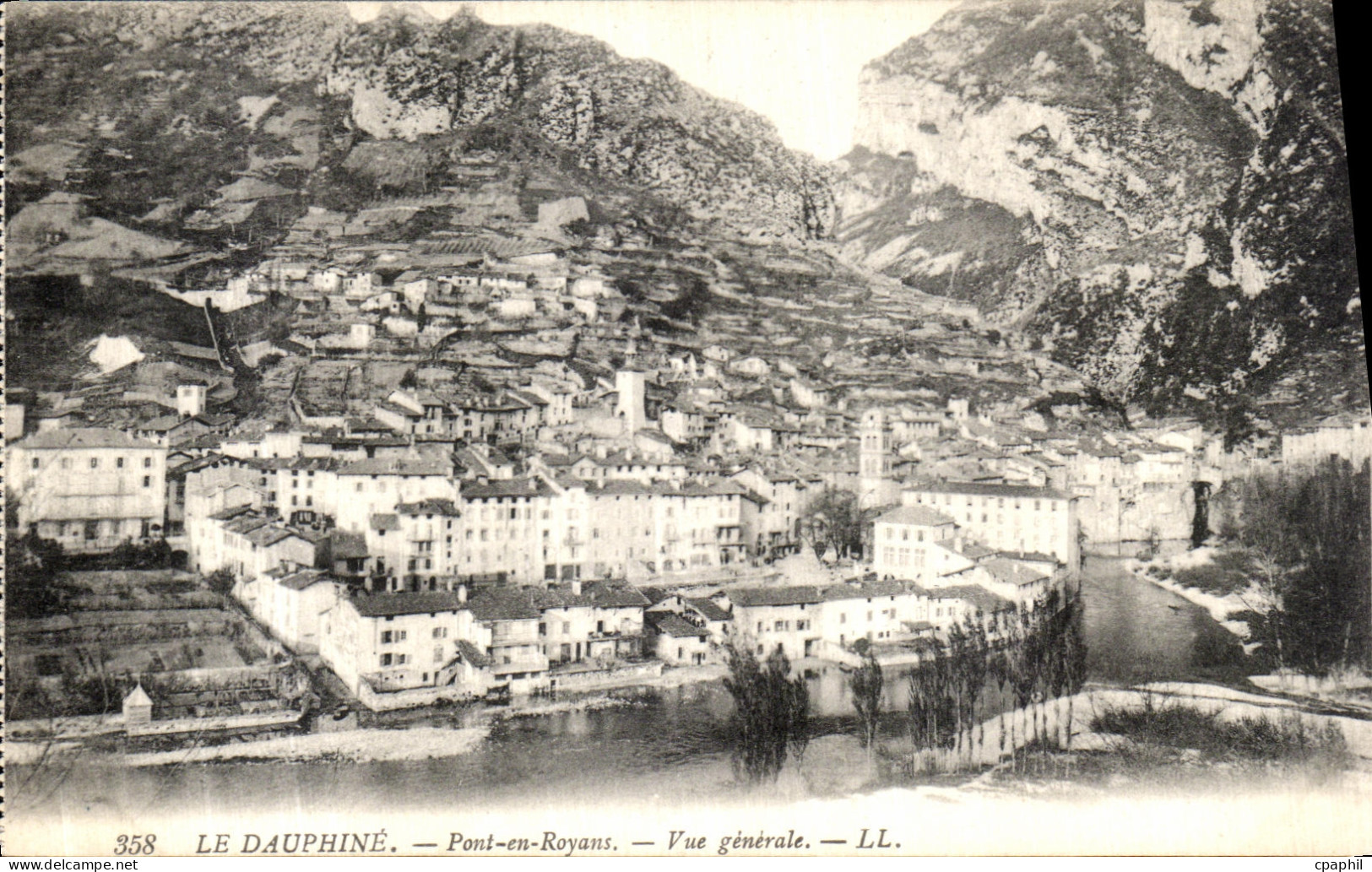 CPA Le Dauphine Pont en Royans Vue generale