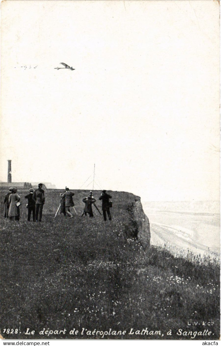 CPA Le départ de l'aéroplane Lathan a SANGATTE (976429)