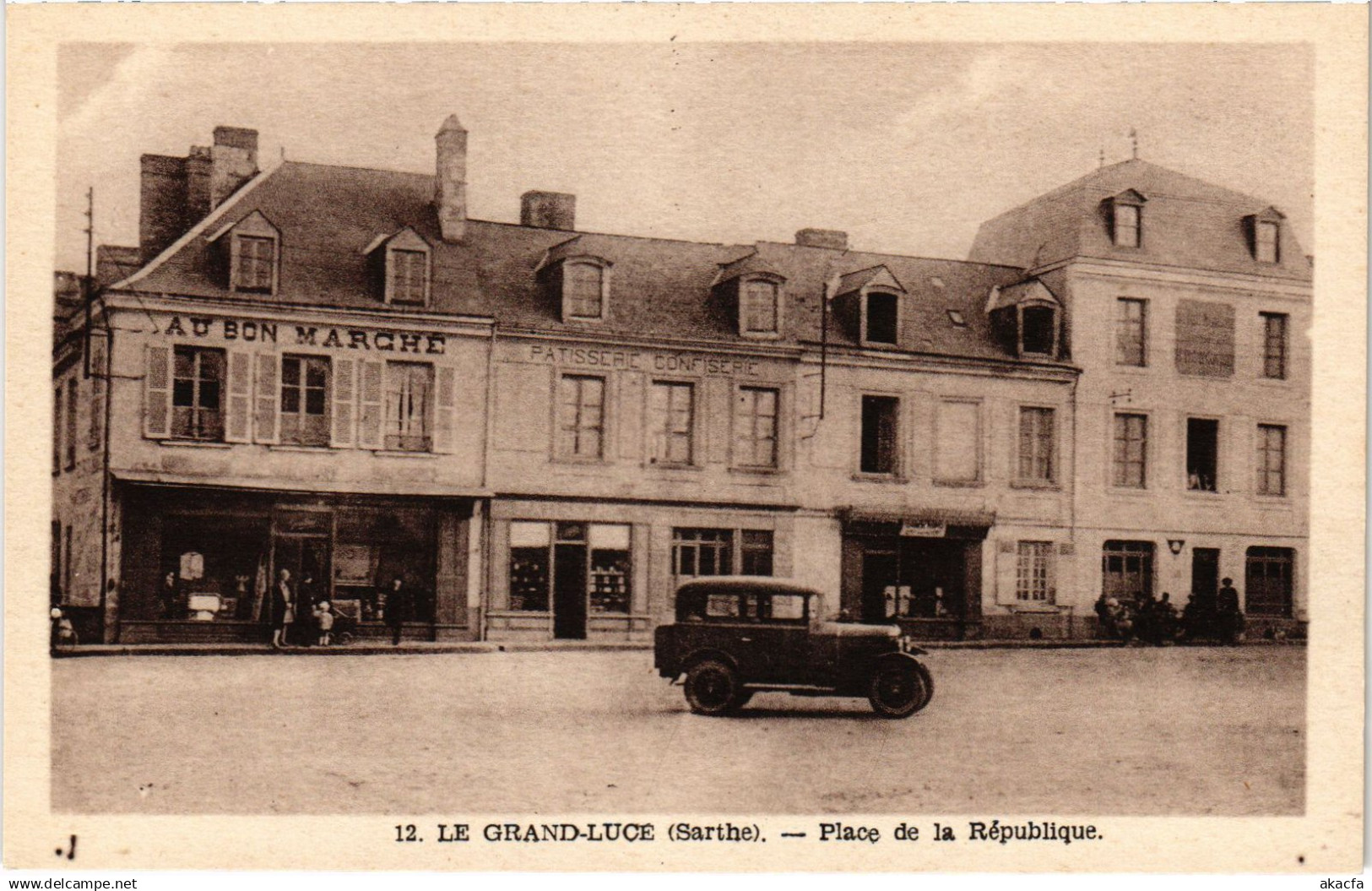CPA Le Grand Luce Place de la Republique (1429735)
