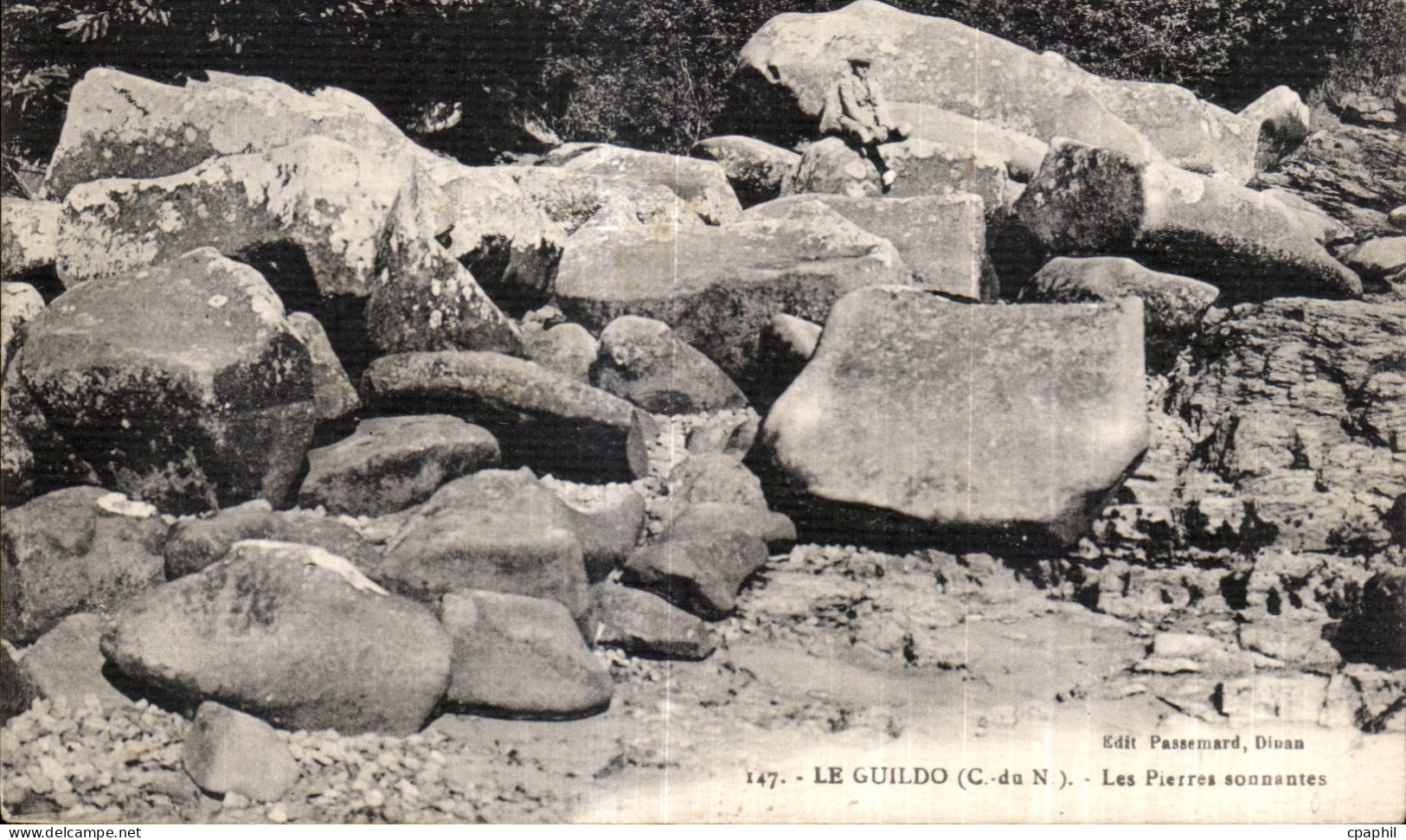 CPA Le Guildo Les Pierres sonnentes