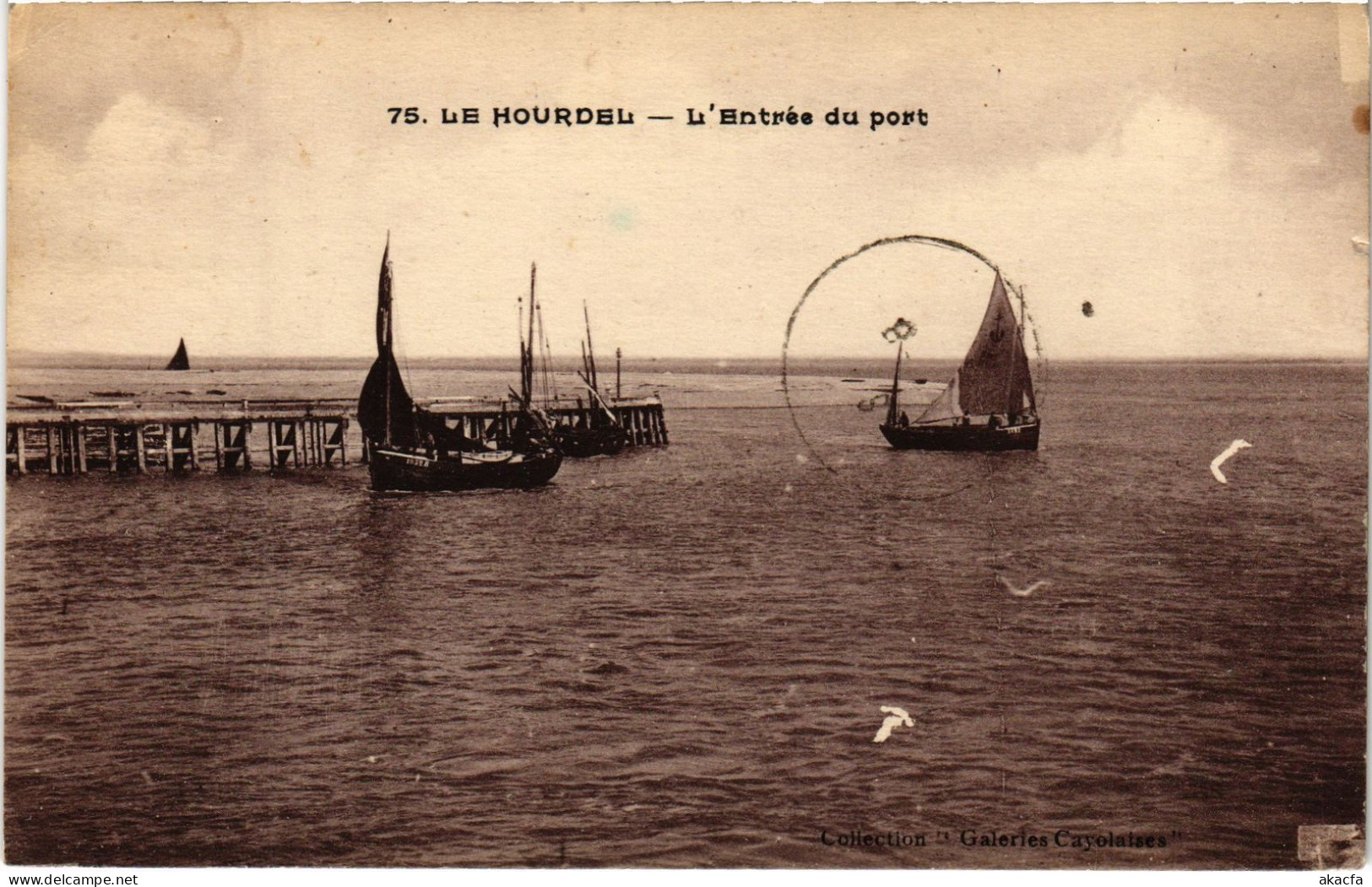 CPA Le Hourdel entree du port (1498767)