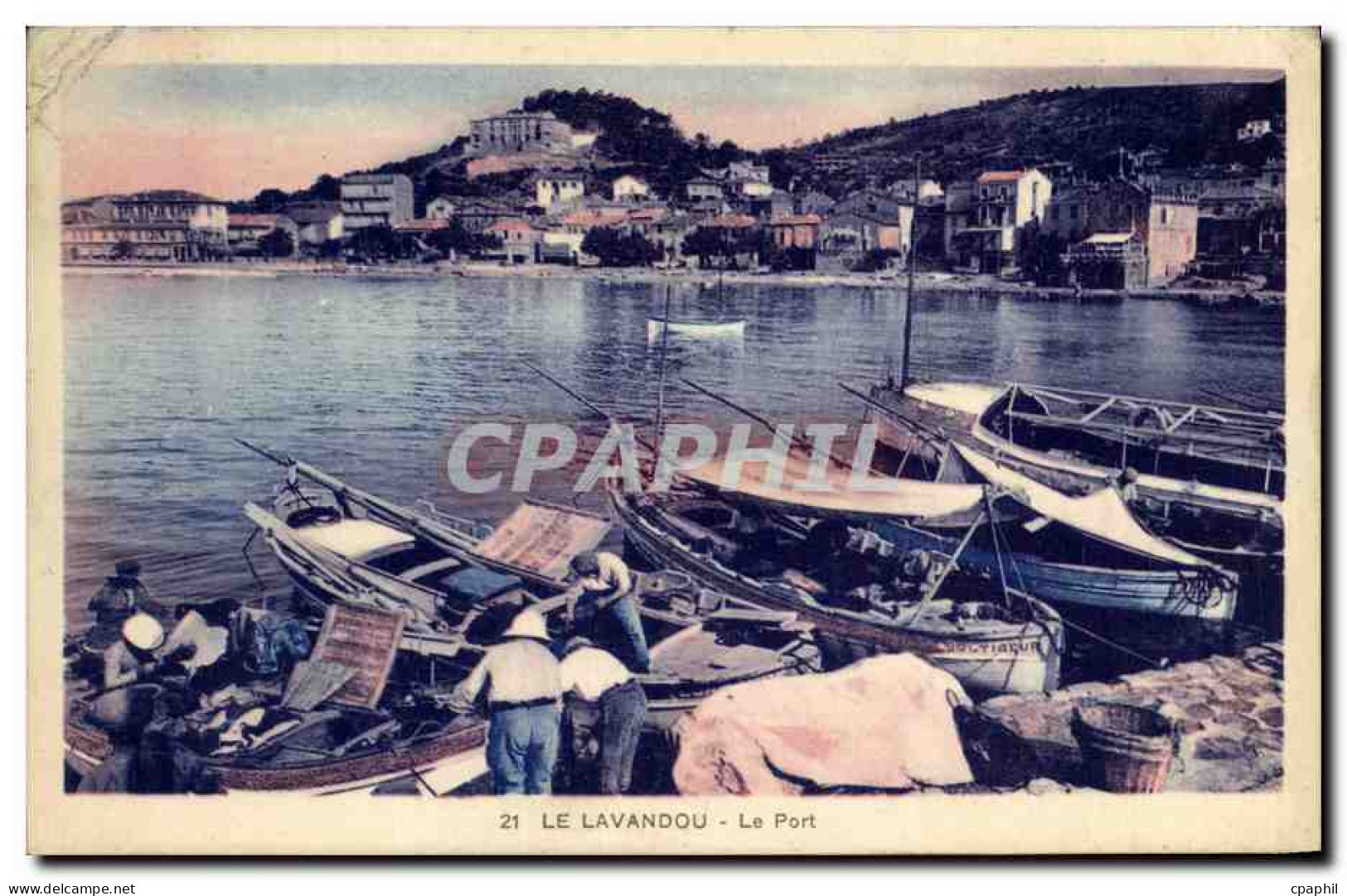 CPA Le Lavandou Le Port Bateau