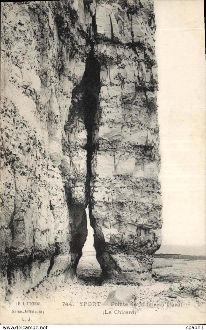 CPA Le Littoral Seine Inferieure Yport pointe de la Falaise d'Aval le Chicard