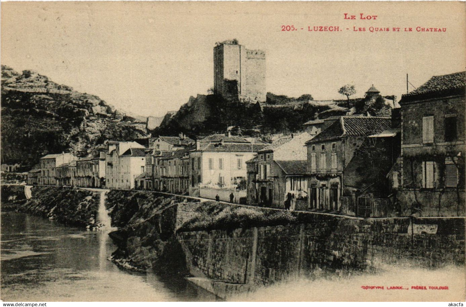 CPA Le Lot - LUZECH - Les Quais et le Chateau (353854)