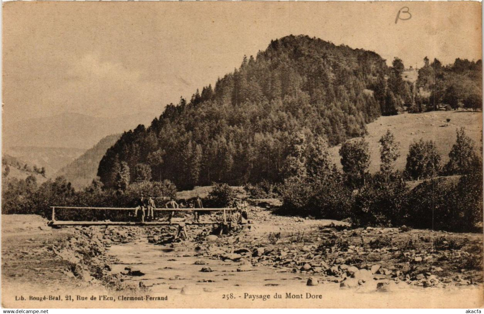 CPA Le MONT-DORE Paysage du MONT-DORE (721102)