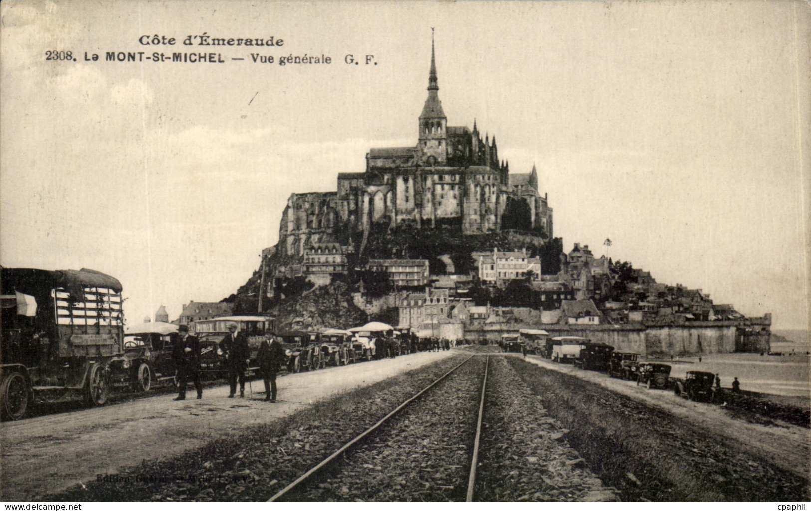 CPA Le Mont Saint Michel Vue Generale Automobiles
