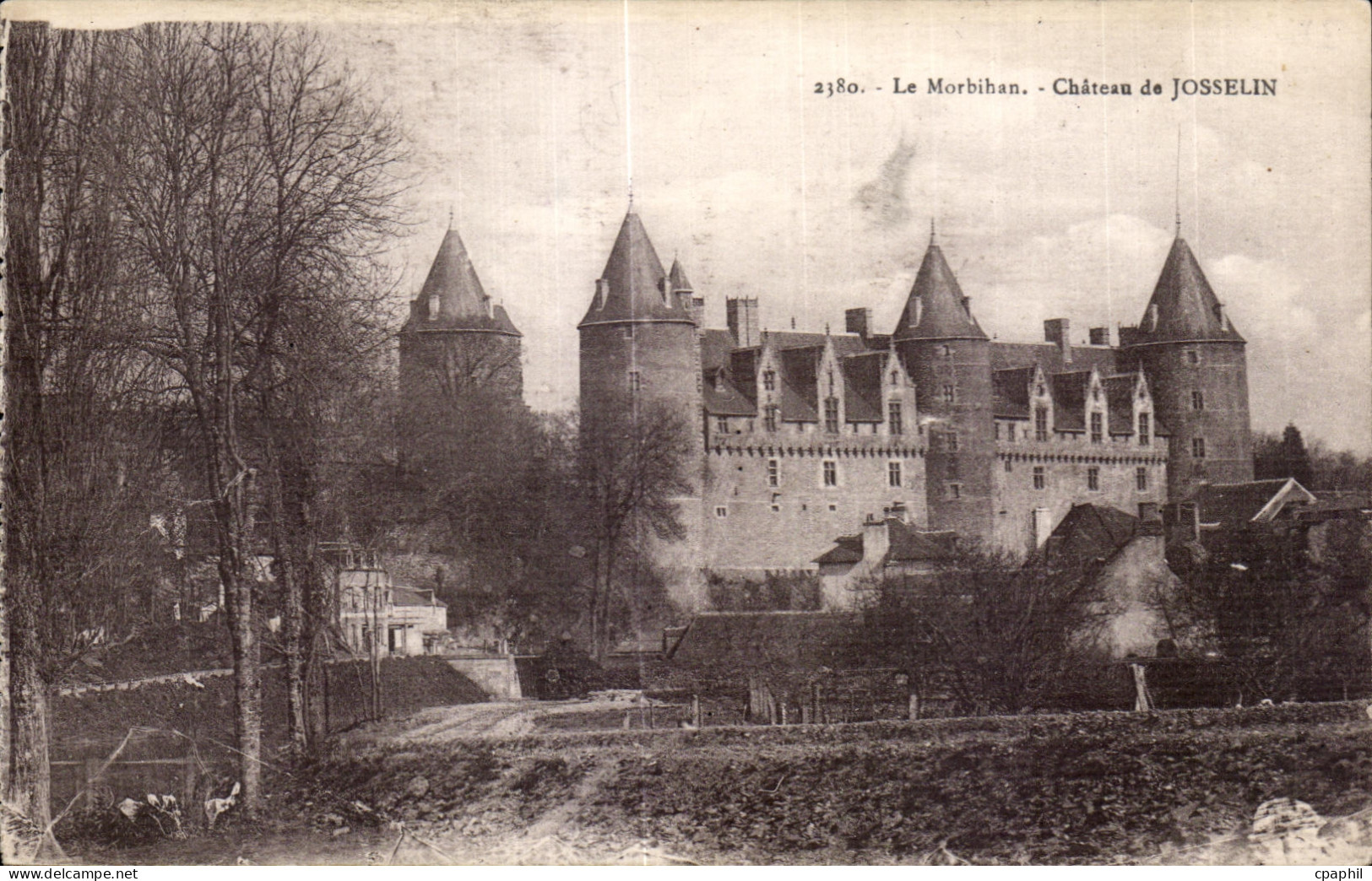 CPA Le Morbihan Chateau de Josselin