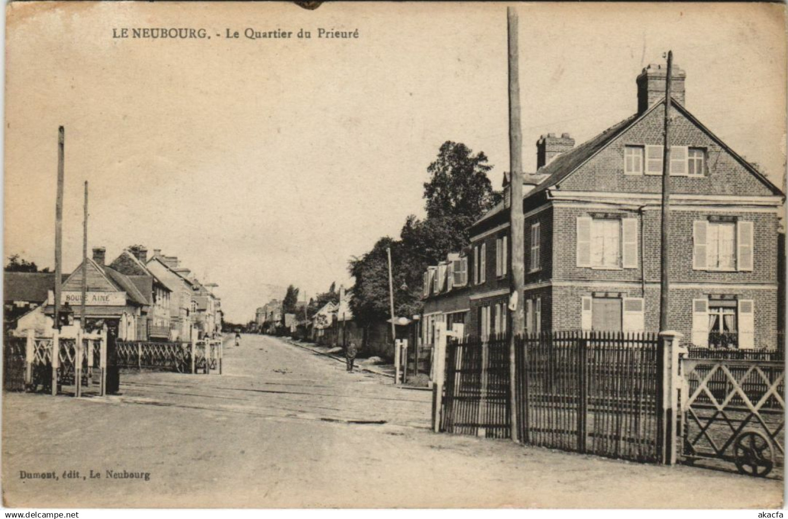 CPA LE NEUBOURG Le Quartier deu Prieure (1149214)
