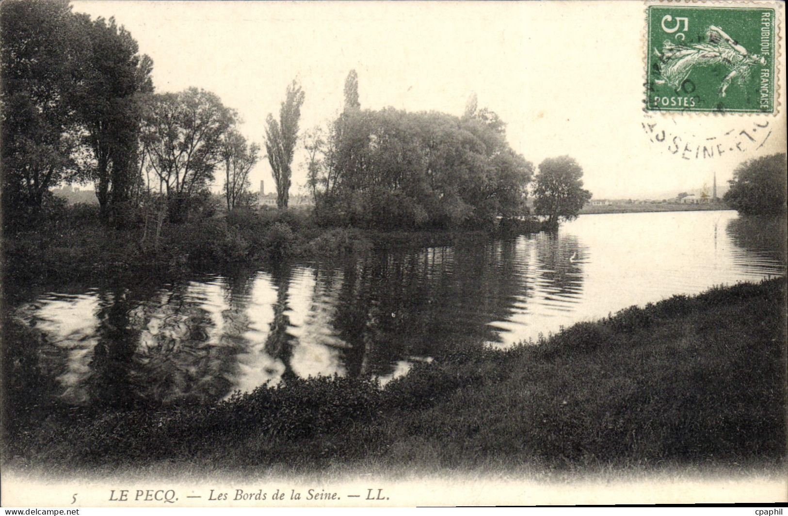 CPA Le Pecq Les Bords De la Seine