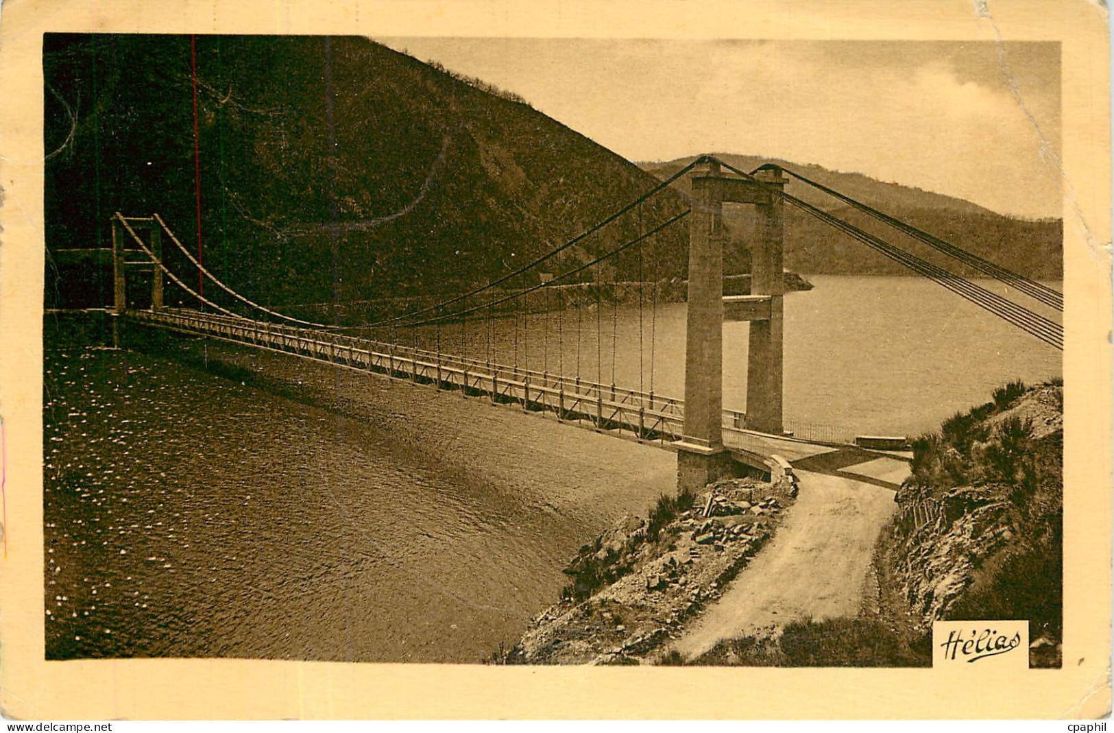 CPA Le Pont suspendu du Treboul