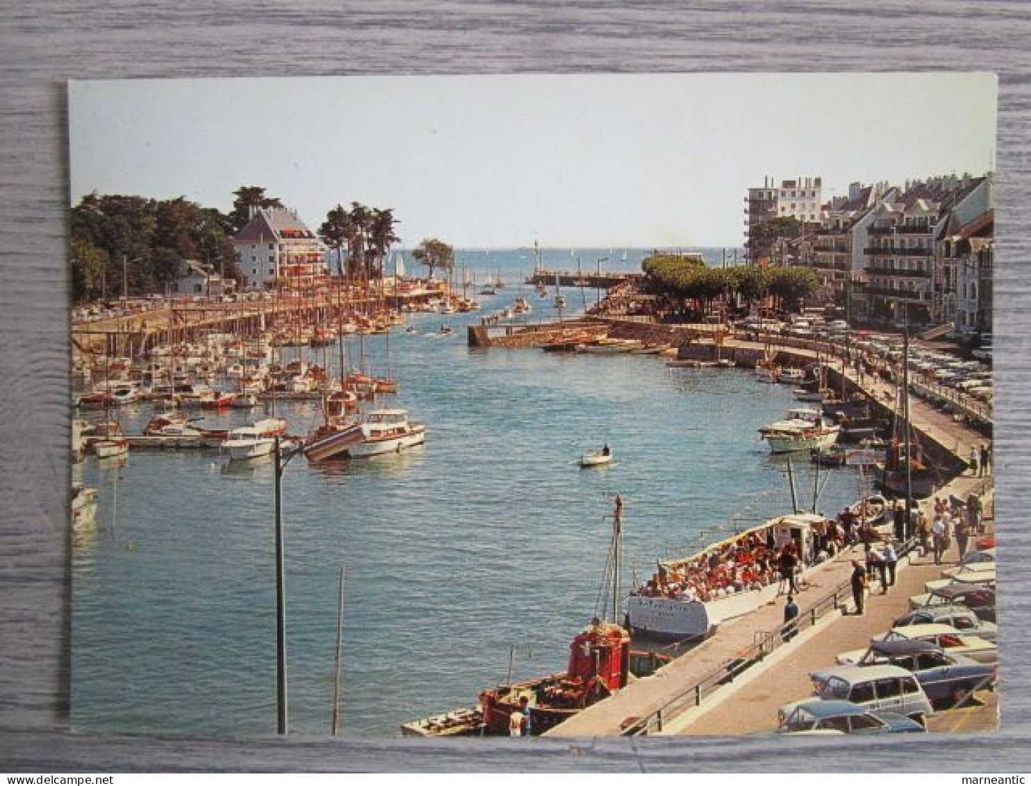 Cpa le Pouliguen-la Baule (44) le port