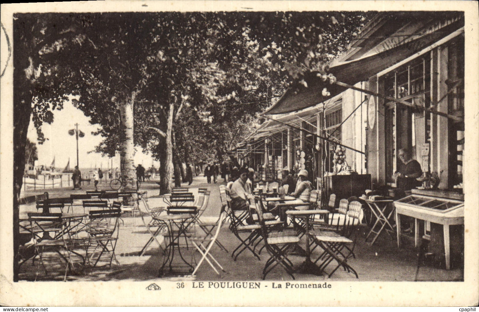 CPA Le Pouliguen La Promenade