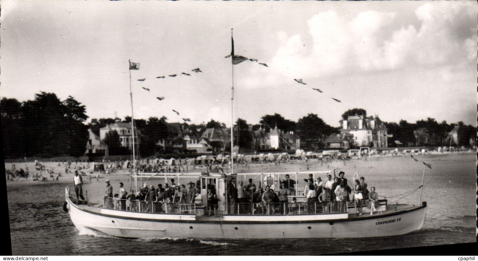 CPA Le Pouliguen Le Dixmude IV