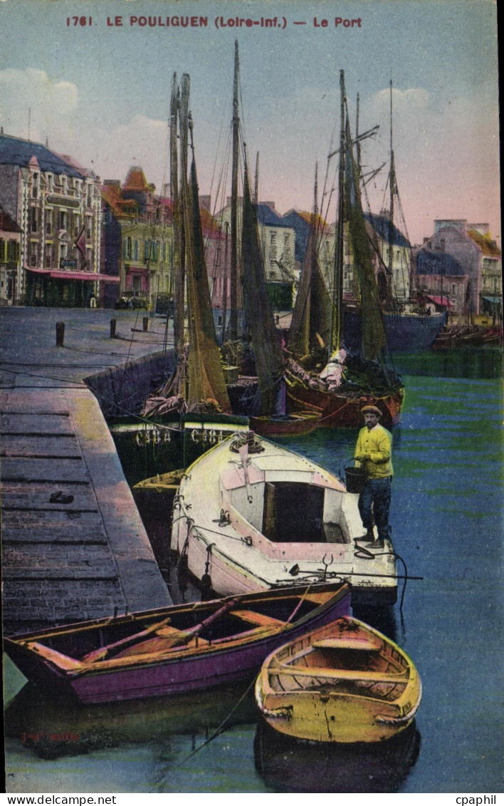 CPA Le Pouliguen Le Port Bateaux