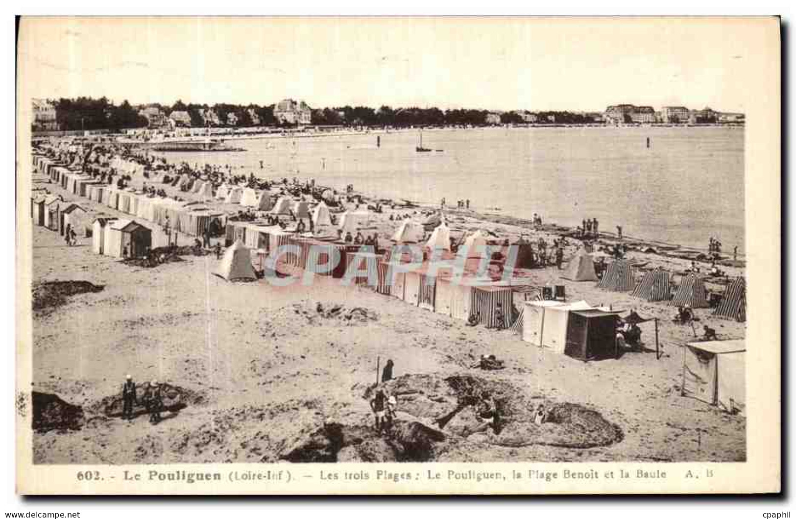 CPA Le Pouliguen Les trols Plages Le Pouliguen La plage Benoit et la Baule