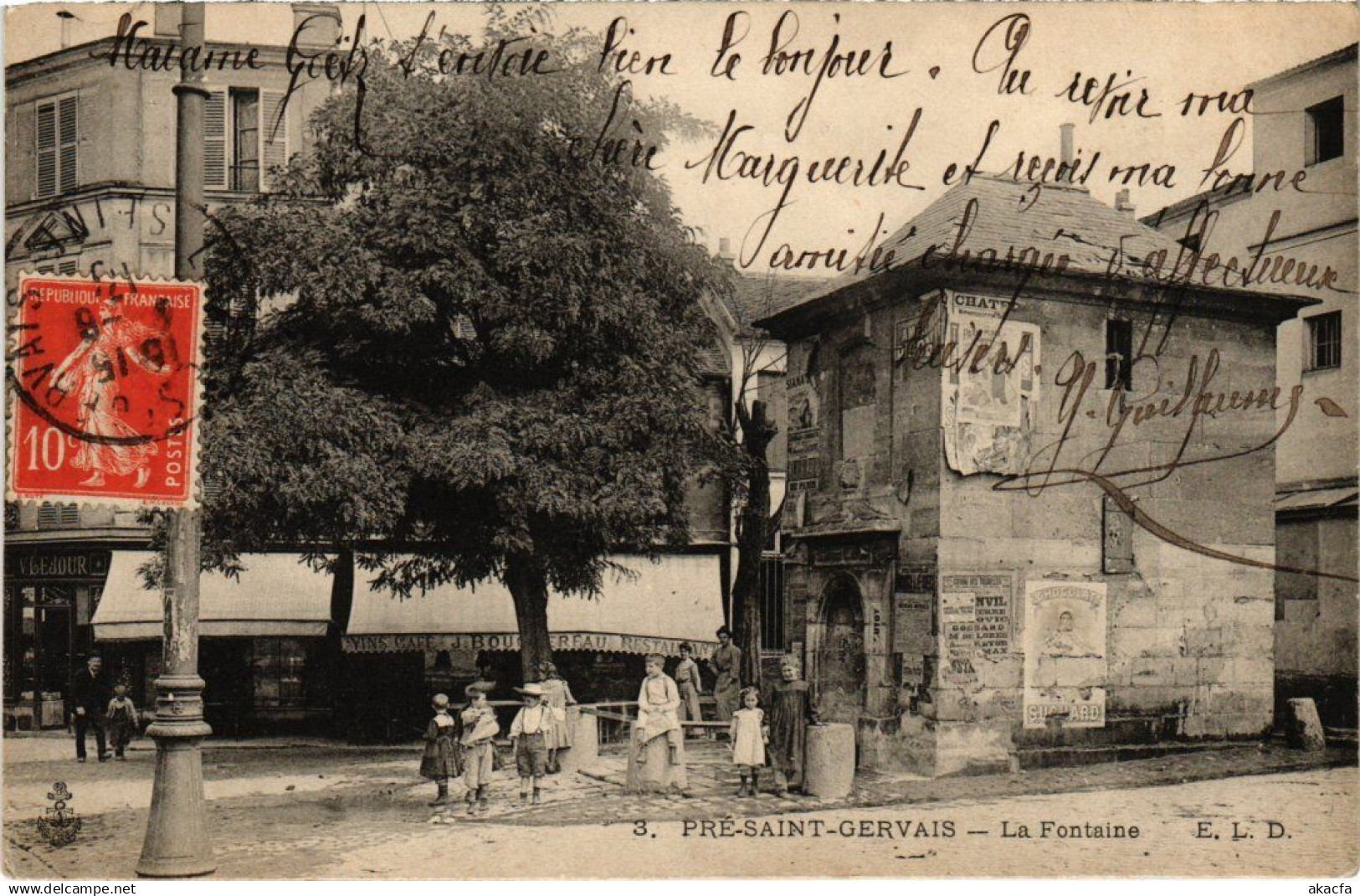 CPA LE PRE-SAINT-GERVAIS La Fontaine (1353857)