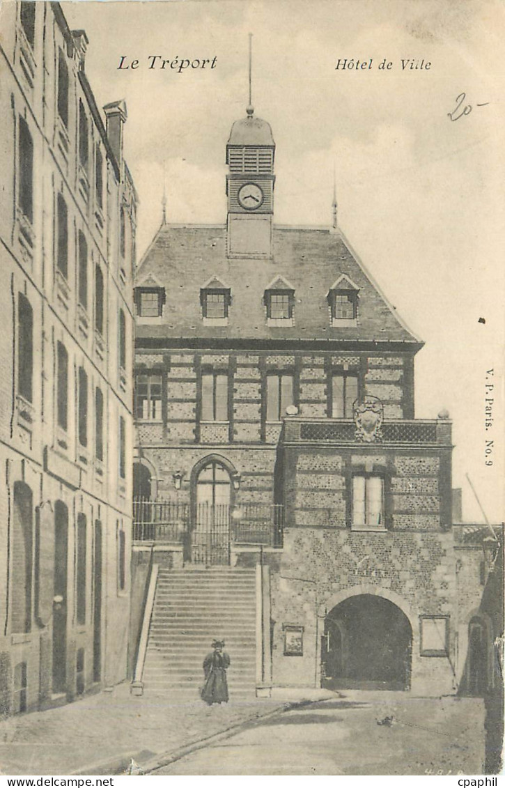 CPA Le Treport Hotel de Ville