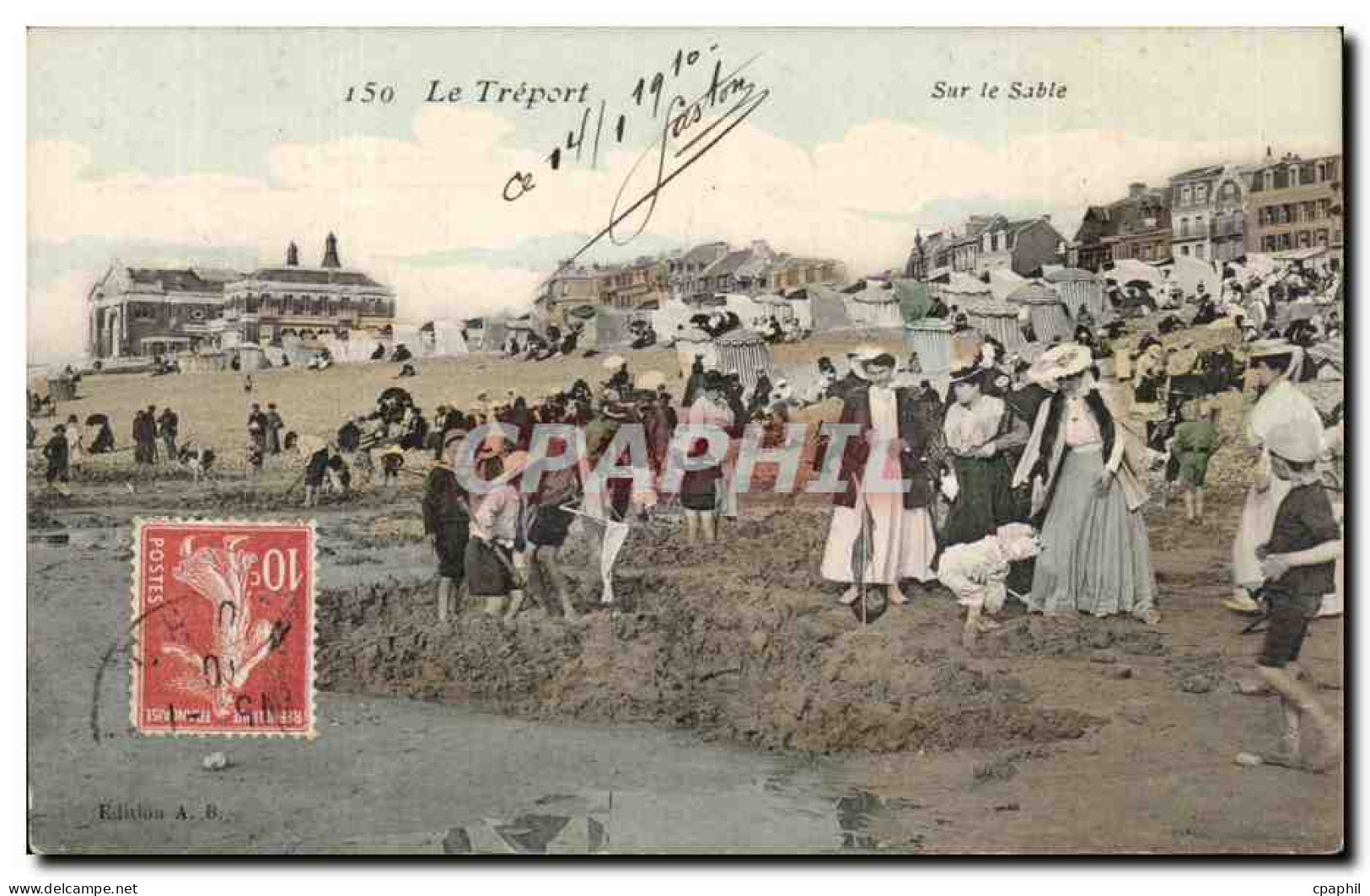 CPA Le Treport Sur le sable