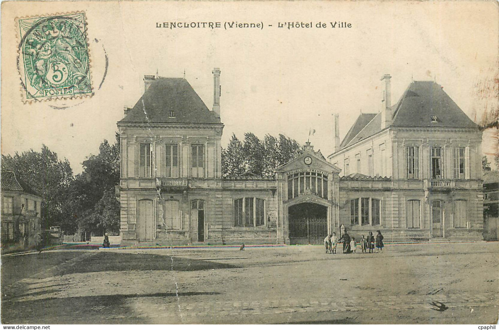 CPA Lencloitre Vienne l'Hotel de ville
