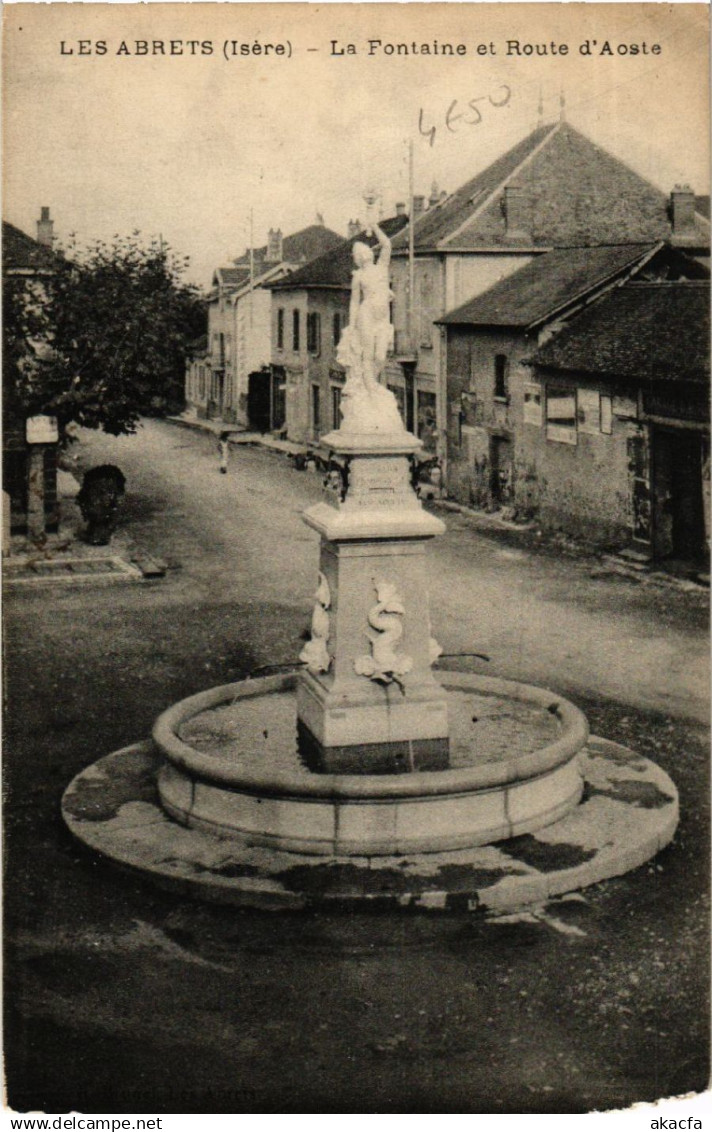 CPA Les Abrets - La Fontaine et Route d'Aoste (630119)