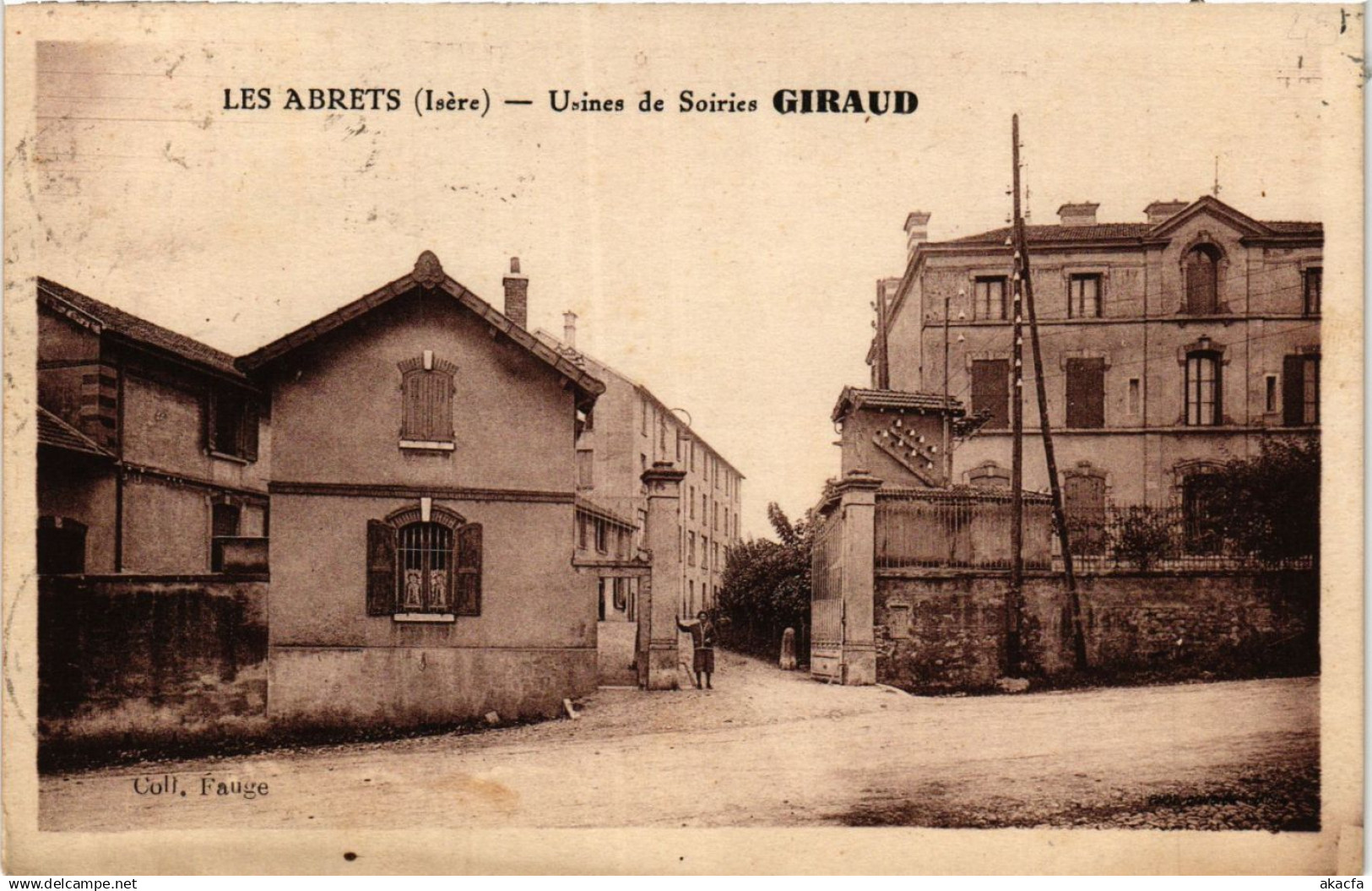 CPA Les ABRETS - Usines de Soiries Giraud (392289)