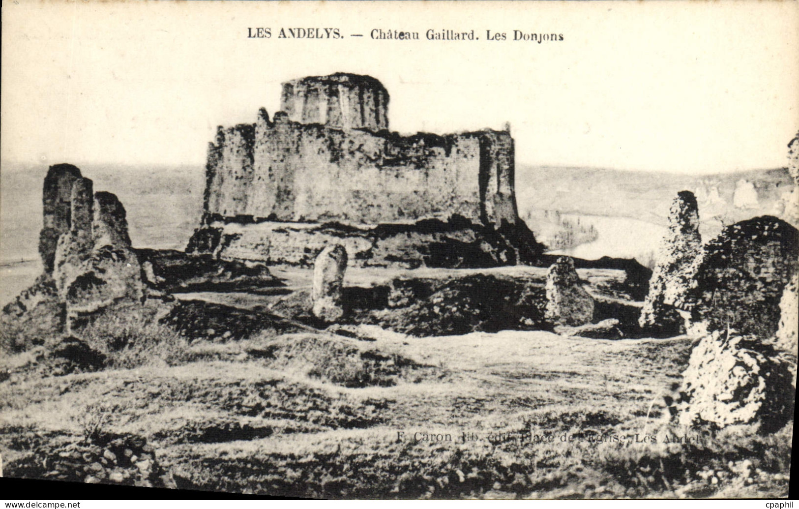 CPA Les Andelys Chateau Gaillard Les Donjons