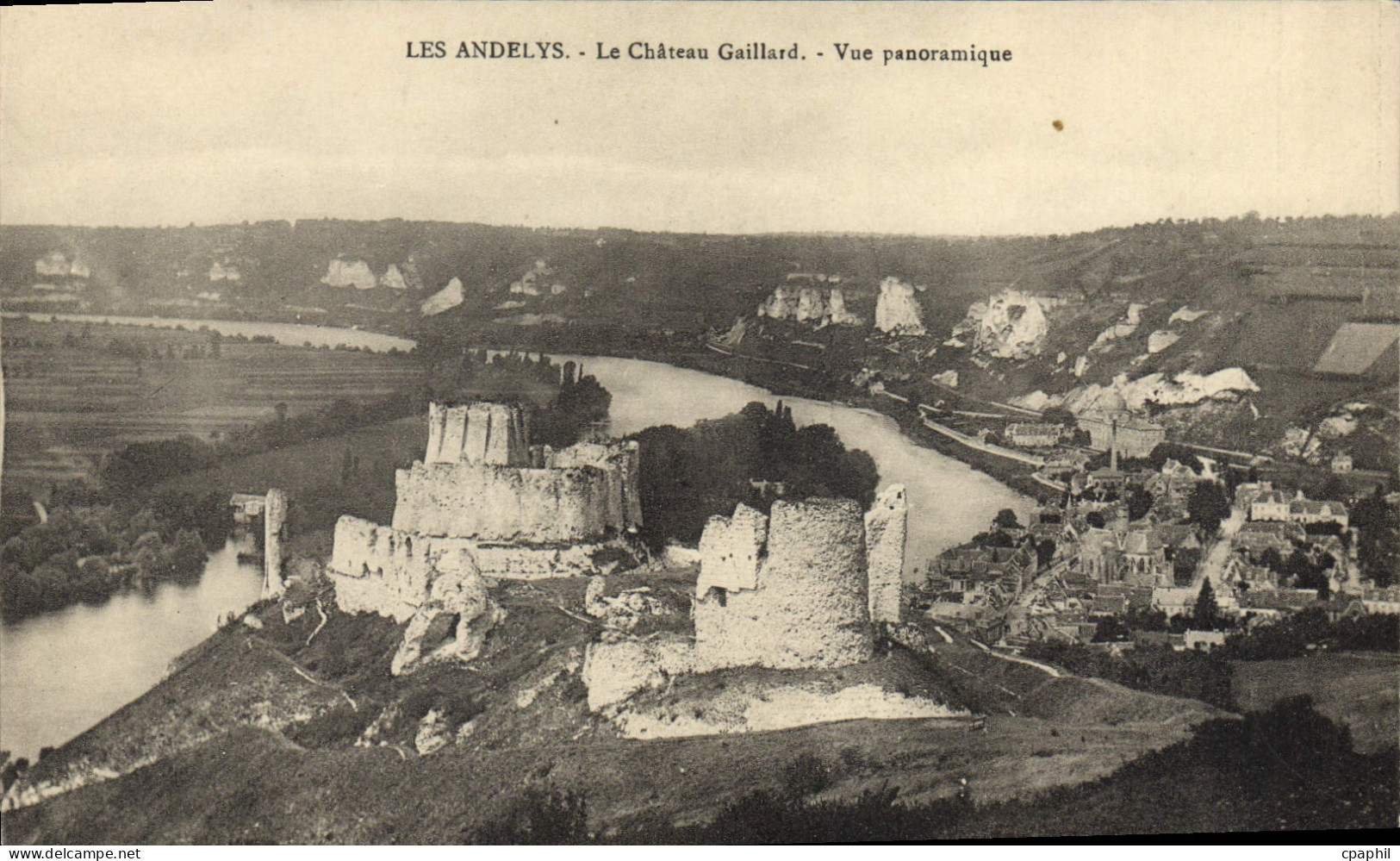 CPA Les Andelys Le Chateau Gaillard Vue Panoramique