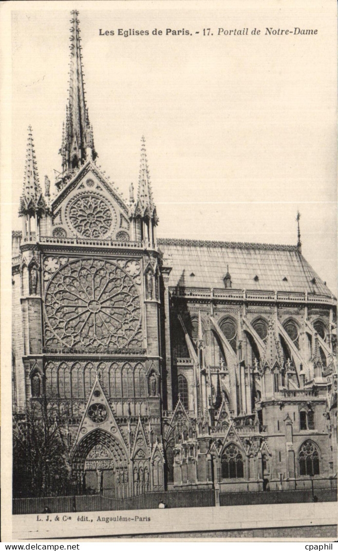 CPA Les Eglise de Paris Portail de Notre Dame