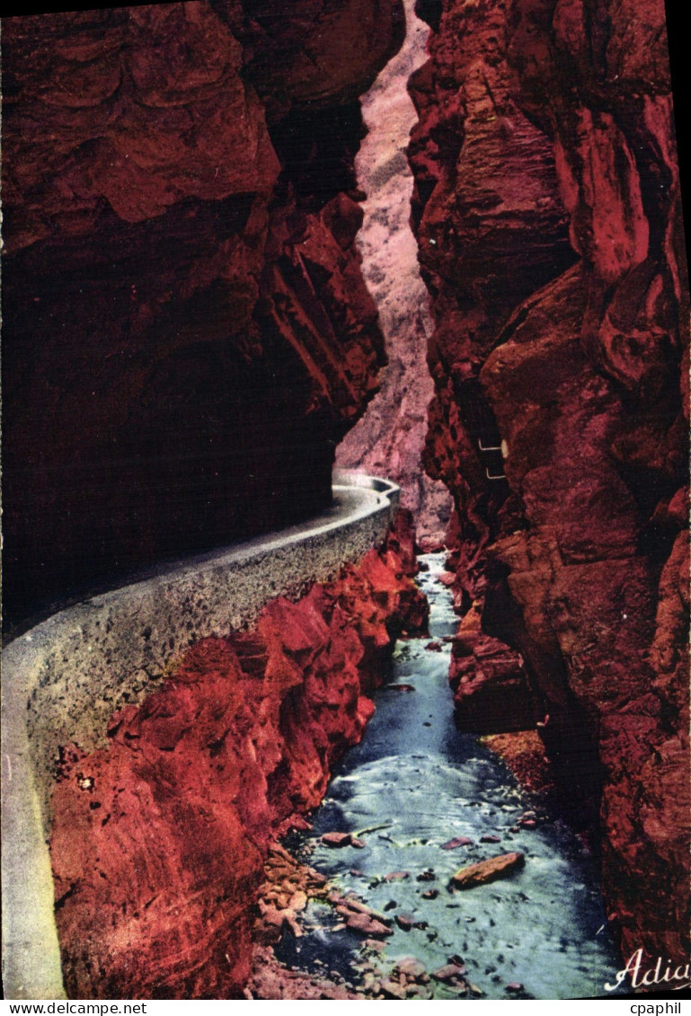 CPA Les Gorges du Cians AM Interieur des Gorges et la Route de Beuil