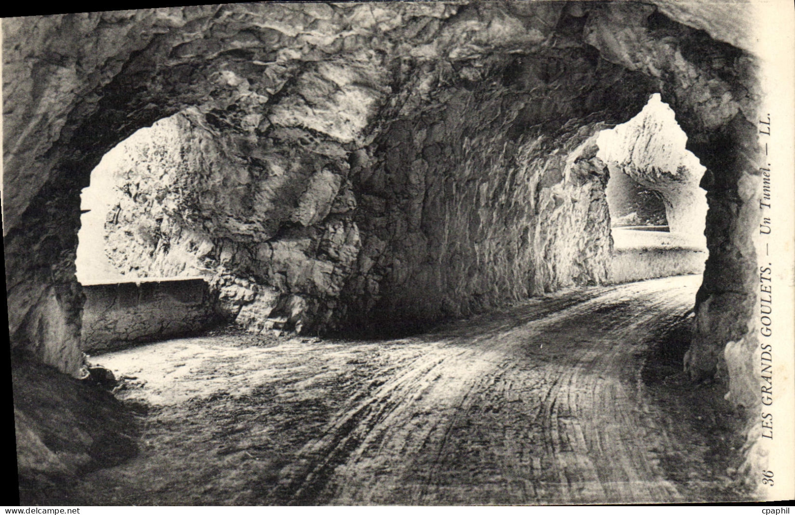 CPA Les Grands Goulets Un Tunnel