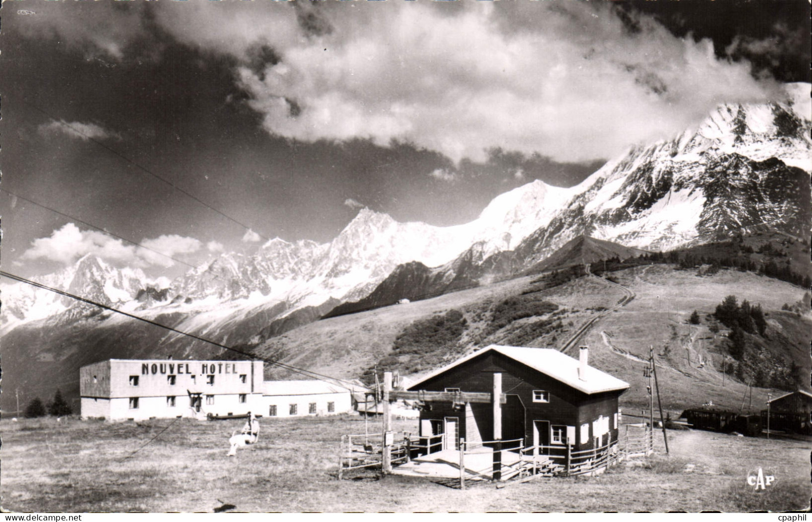CPA Les Houches Mont Blanc gare inférieure