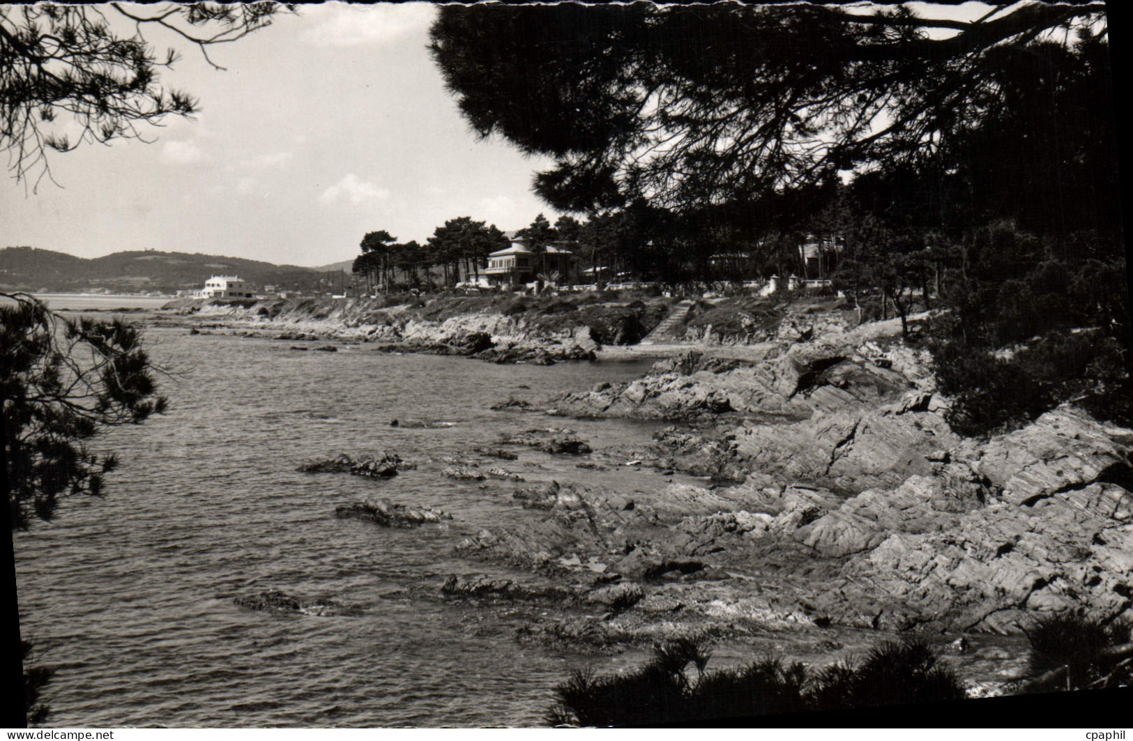CPA Les Issambres Le Quartier San Peire Et Les Calanques