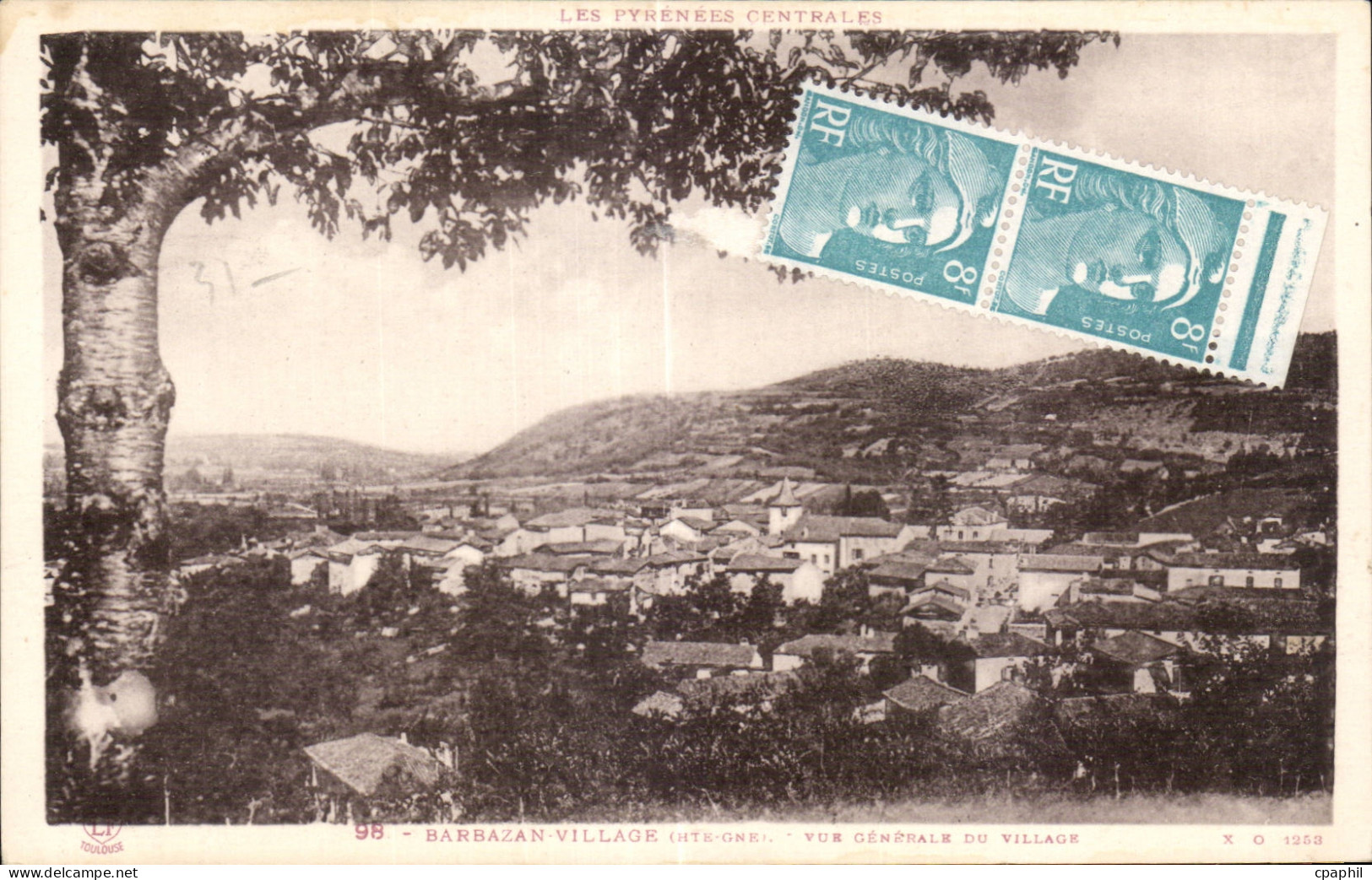 CPA Les Pyrenees Centrales Barbazan Village Haute Gar Vue Genrrale Village