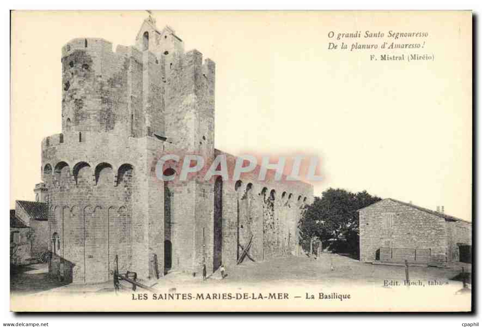 CPA Les Saintes Maries de la Mer la Basilique