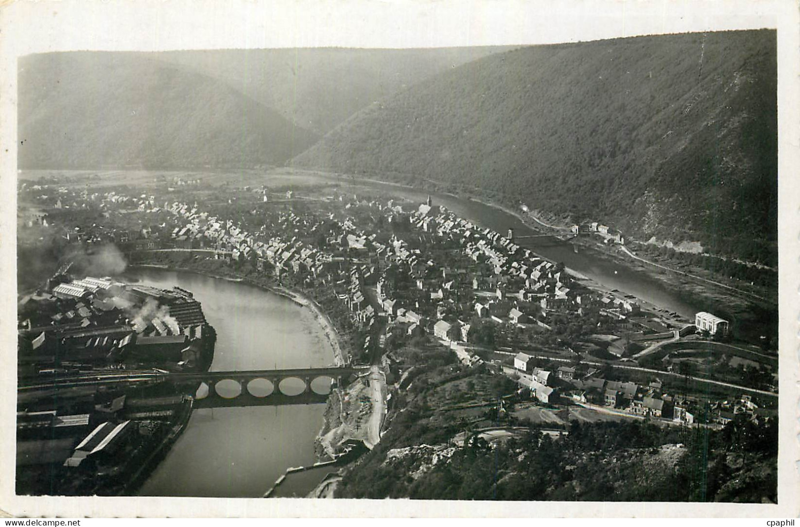 CPA Les Salles Ardennes Revin Vue generale