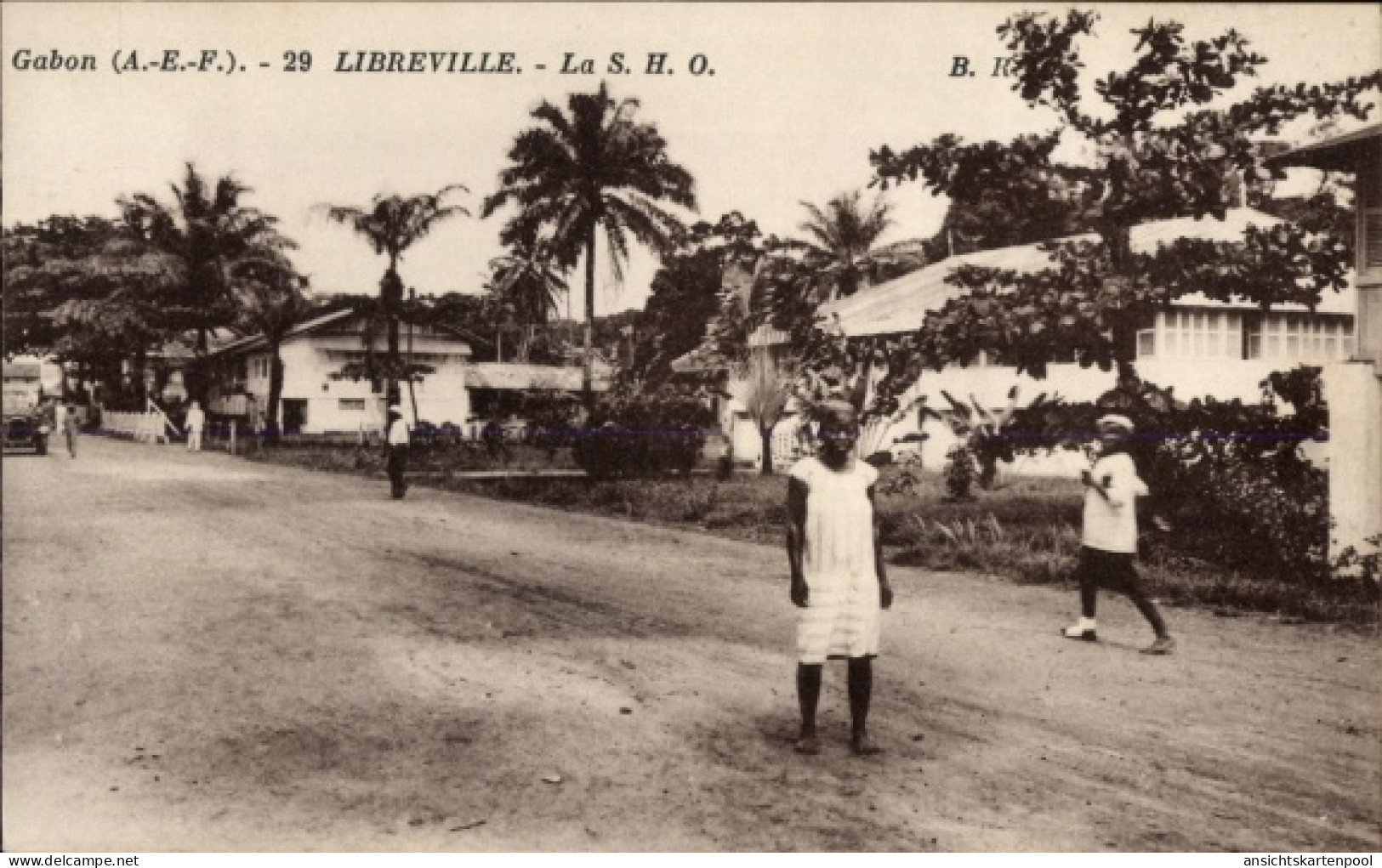 CPA Libreville Gabun, One Street