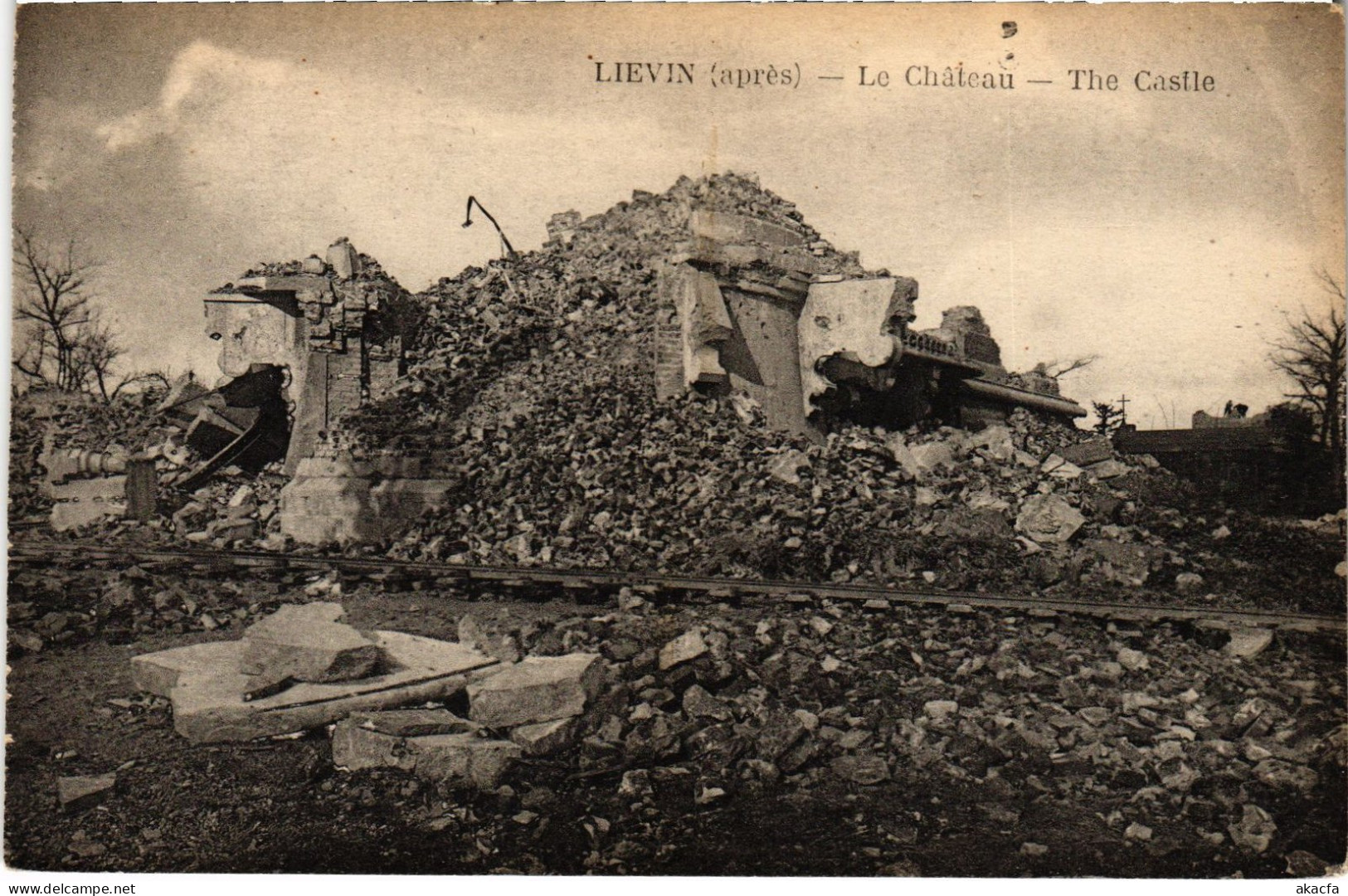 CPA Lievin Le Chateau Guerre (1278767)