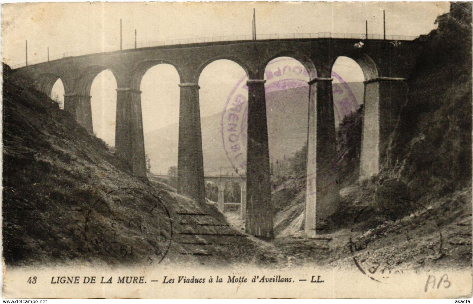 CPA Ligne de La MURE - Les Viaducs a la Motte d'Aveillans (583525)