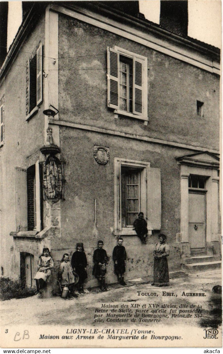 CPA LIGNY-le-CHATEL - Maison aux Armes de Marguerite de .. (658996)