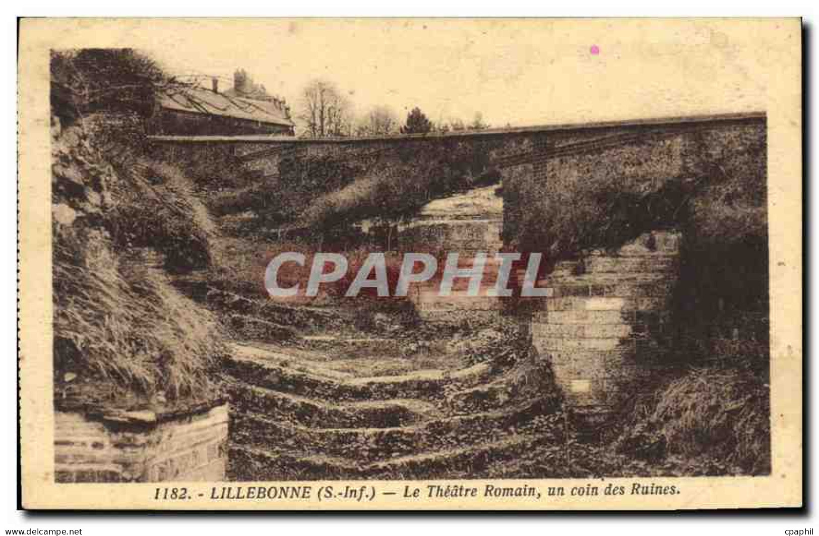 CPA Lillebonne Le Theatre Romain un coin des Ruines