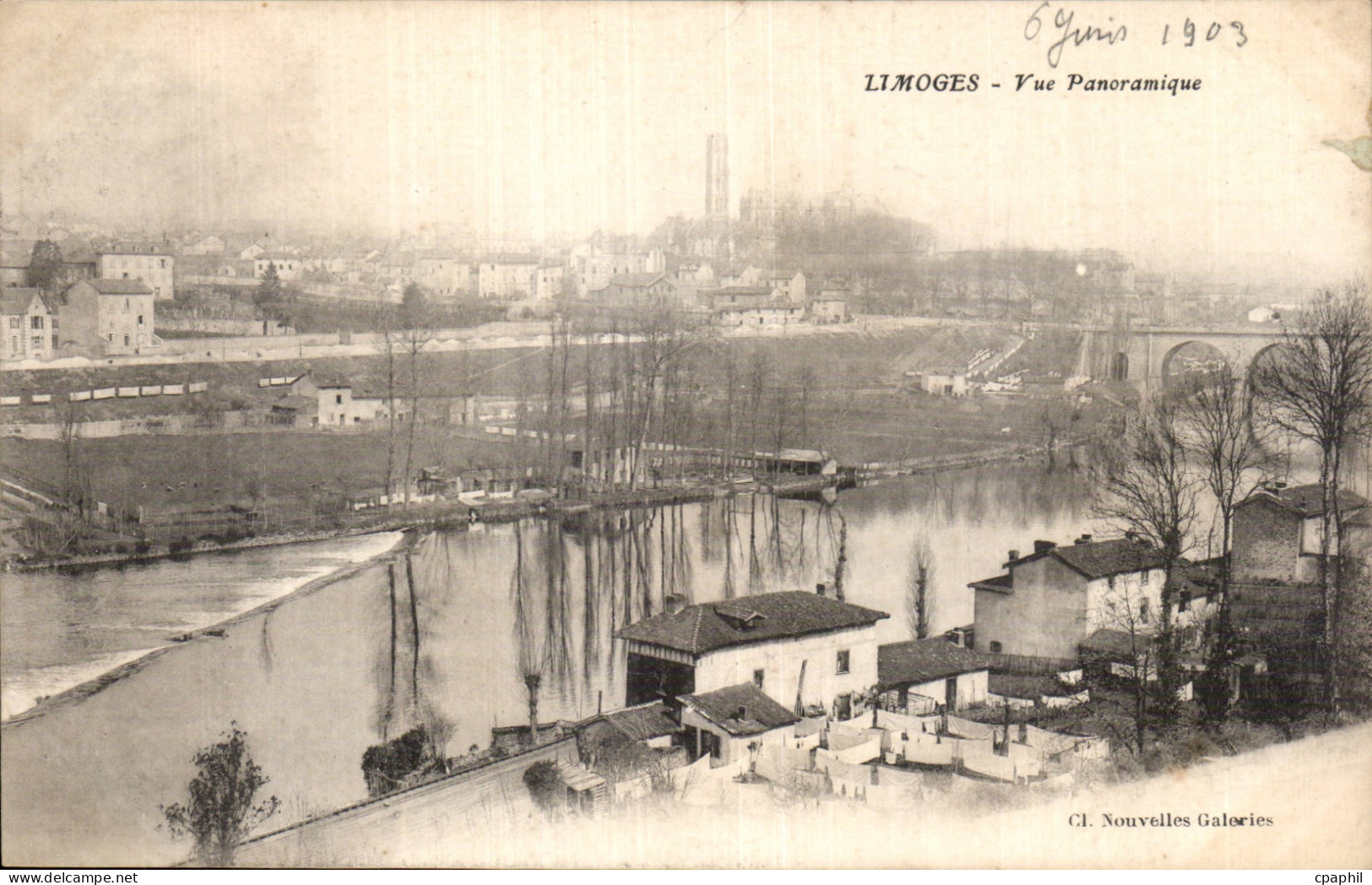 CPA Limoges Vue panoramique
