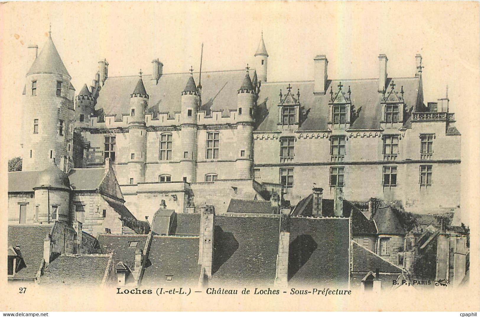CPA Loches I et L Chateau de loches Sous Prefecture