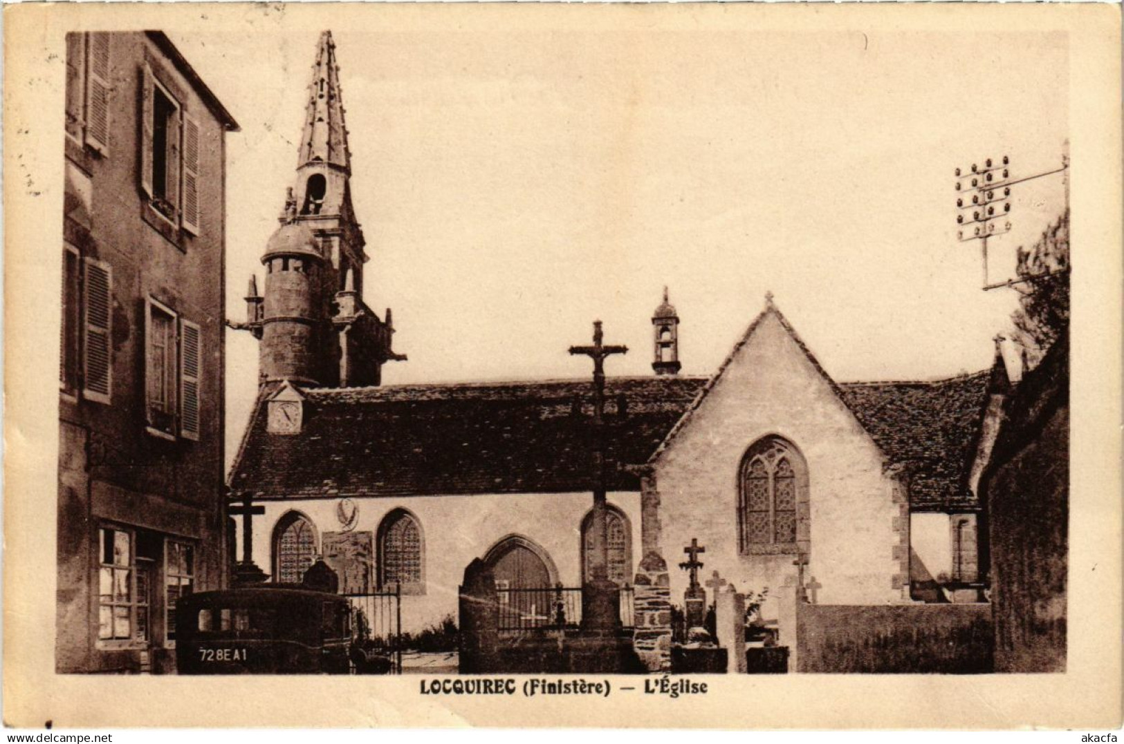 CPA Locquirec - L'Eglise (1033341)