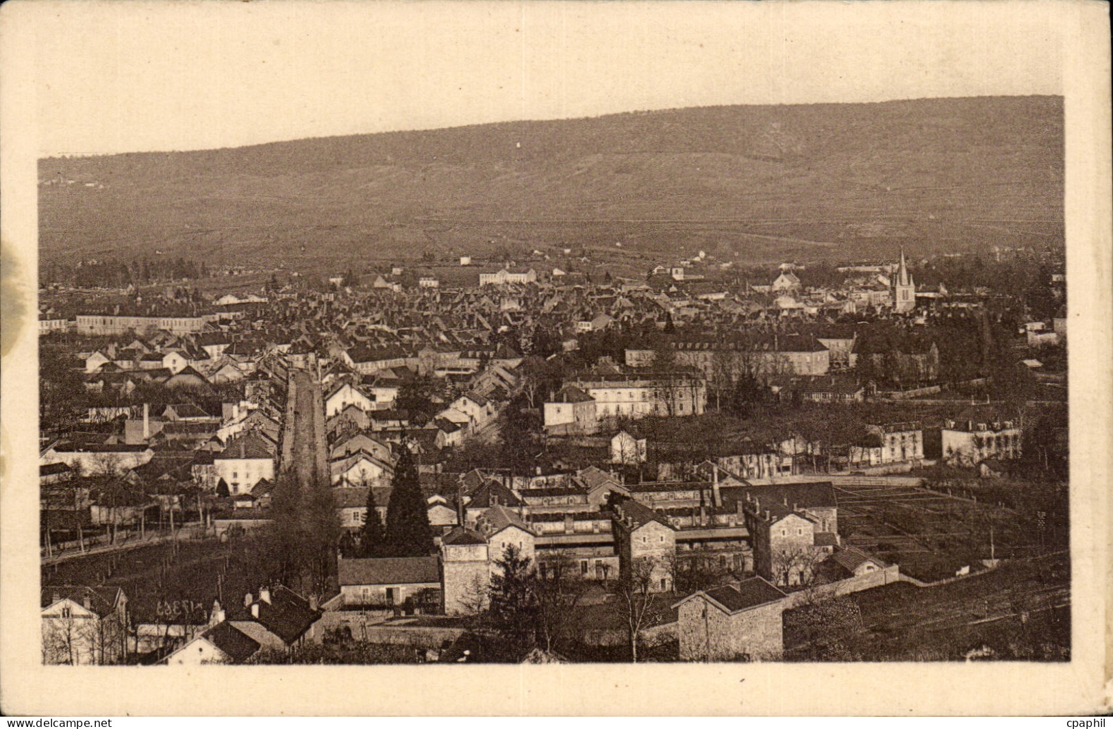 CPA Lons le Saunier Vue generale