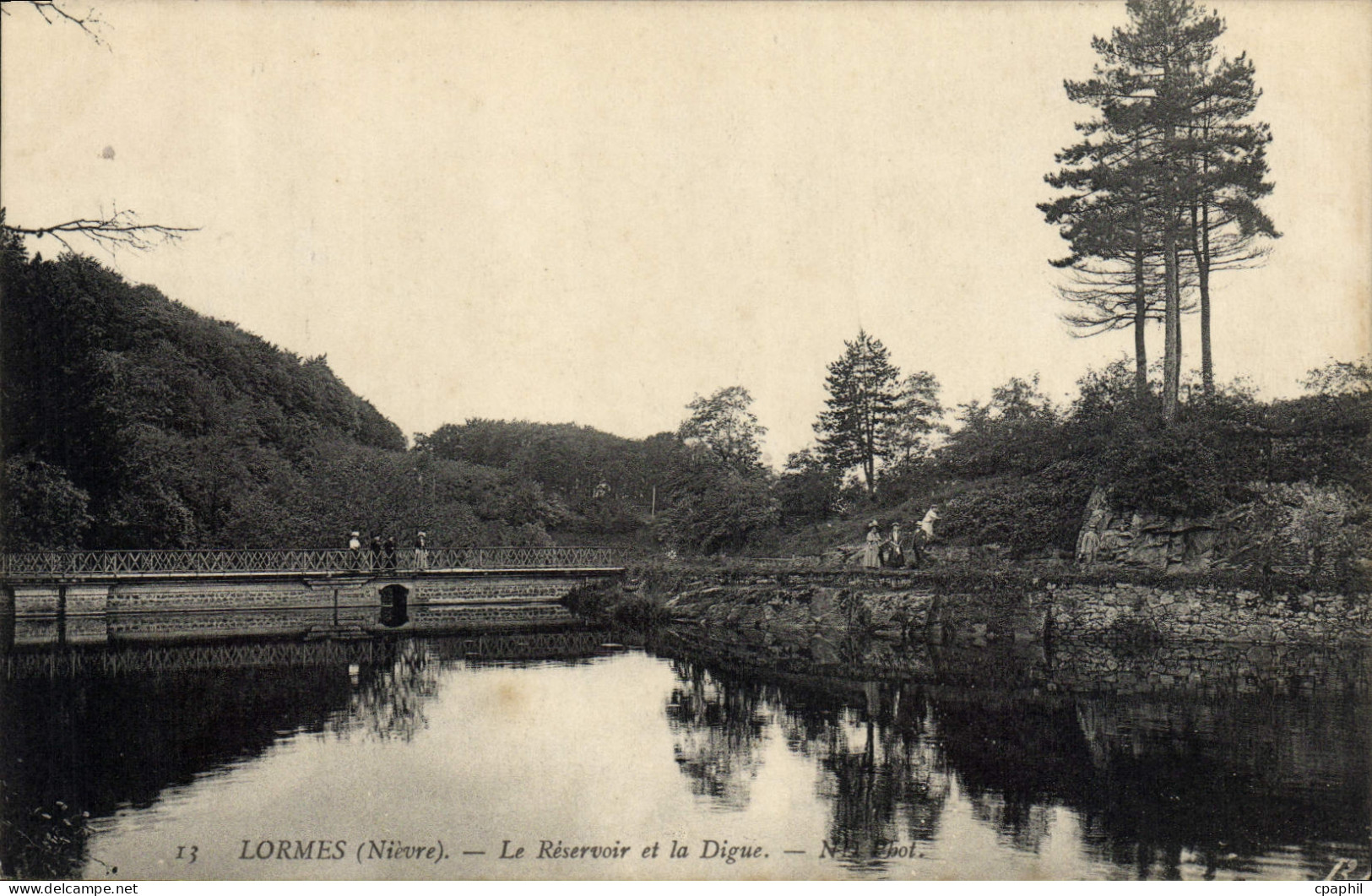 CPA Lormes Le Reservoir Et La Digue